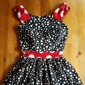 Vintage inspired apron